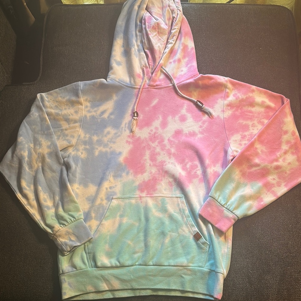 Tie-Dye Hoodie in Pastel Colors